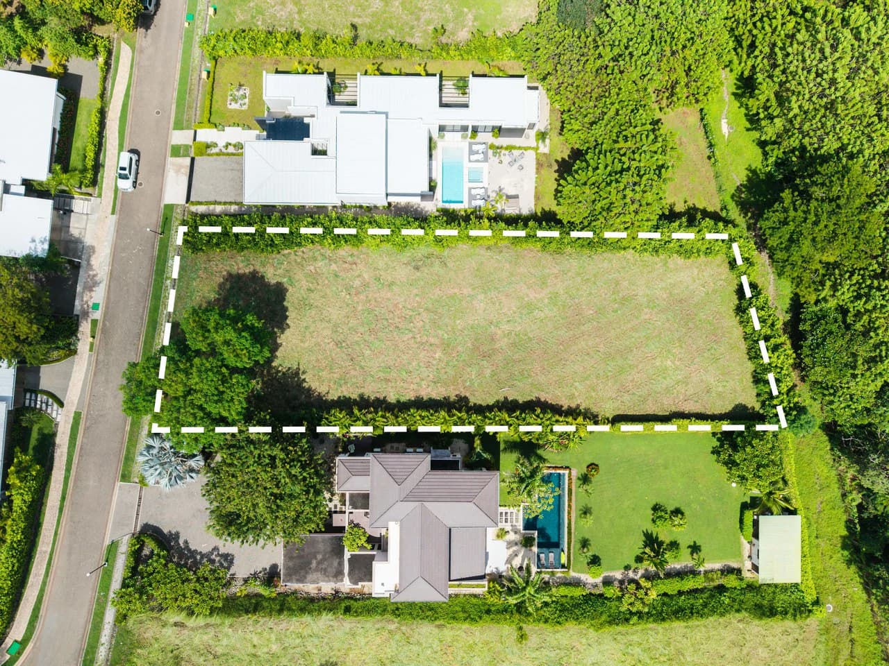 Prime Flat Lot in Senderos: Ready to Build | Premium Phase 1 Location - photo 3