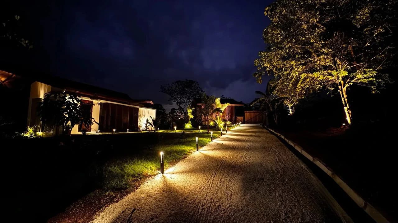 Casa Lilith: $1.39 Million - Luxury Jungle Estate with Guest House in The Ark Community, Santa Teresa Costa Rica - photo 62