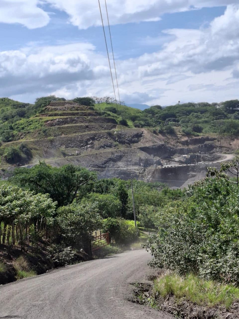 Large-Scale Investment: 108 ha. Industrial Rock Quarry & Diversified Investment Property - photo 3