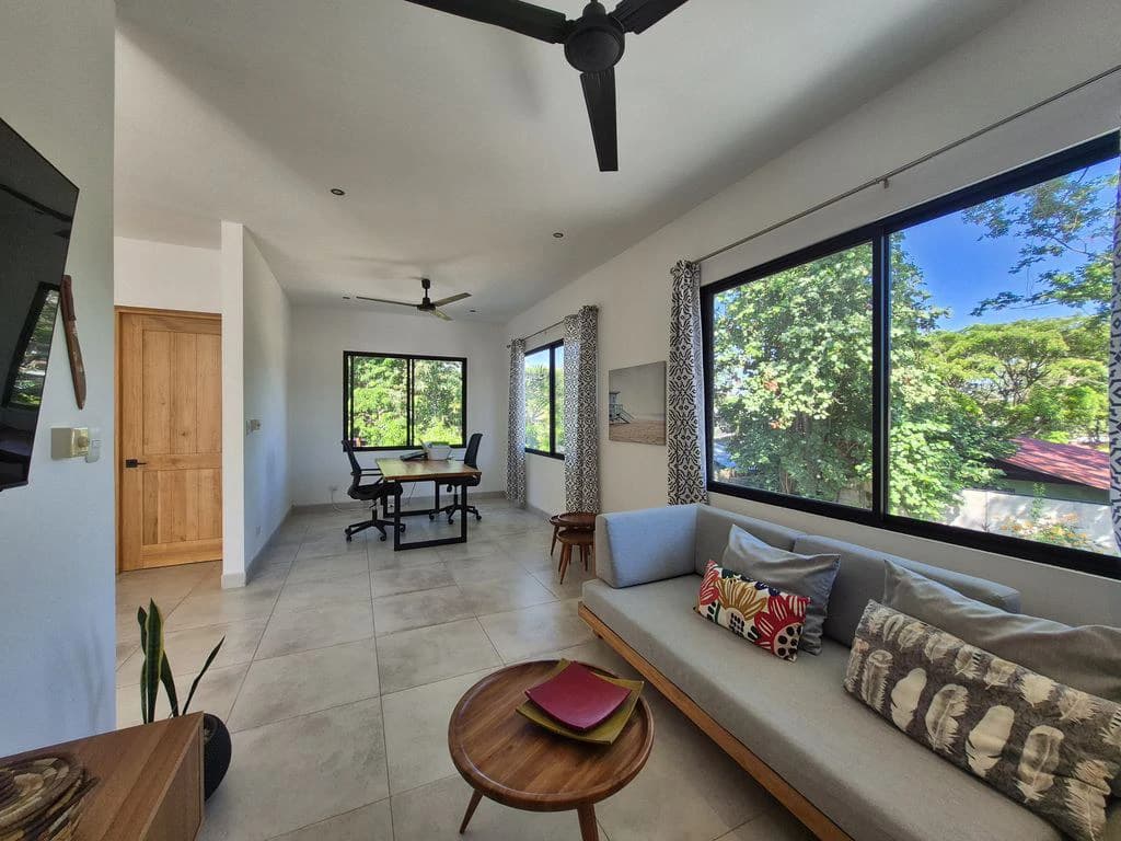 Casa Joya: Turnkey Modern Home with pool – Prime Location & Rental Income - photo 22