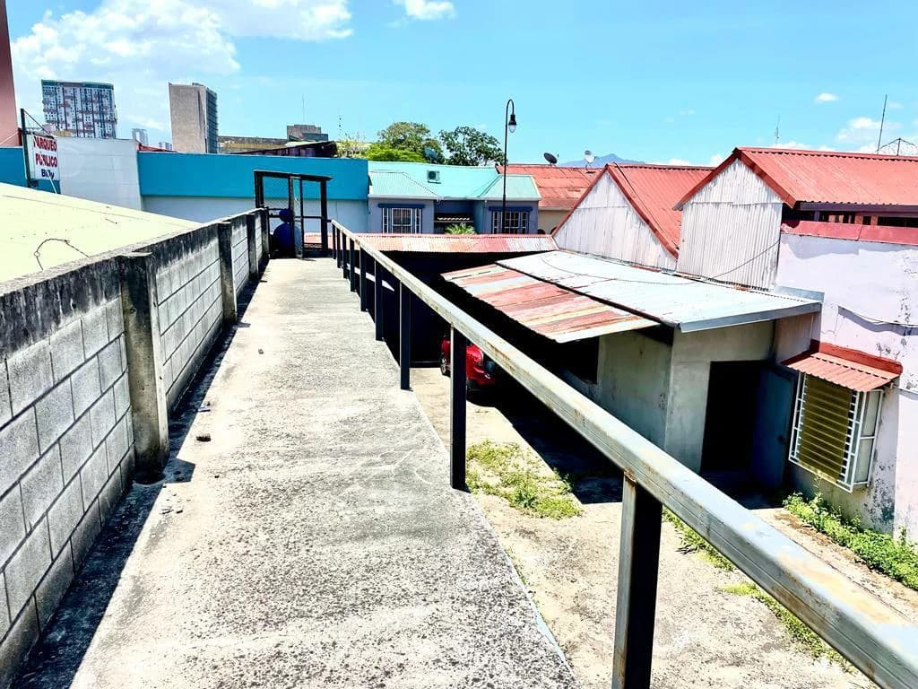 Restaurant and building for sale in San José very close to Tin Jo restaurant and theater area Costa Rica - photo 14