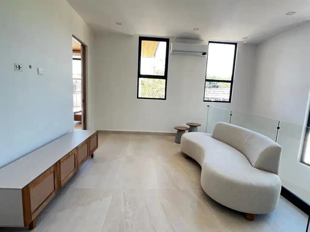 The house is for sale in playa tamarindo - photo 6