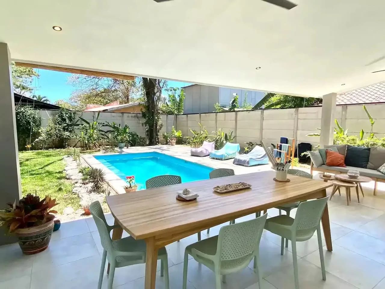 casa pacific: Exclusive Listing | Modern Ocean View Living in carrillo - photo 24