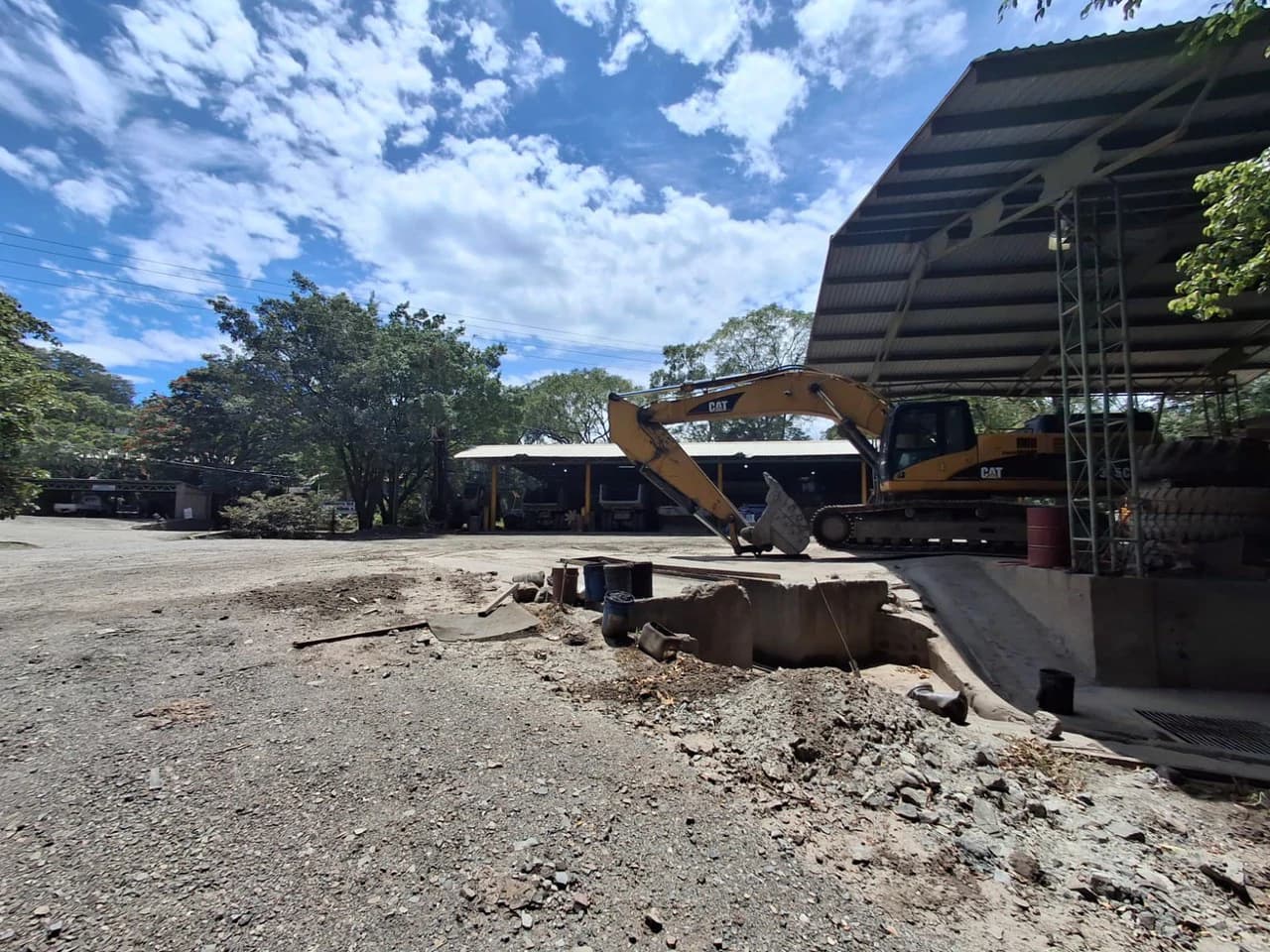 Large-Scale Investment: 108 ha. Industrial Rock Quarry & Diversified Investment Property - photo 11