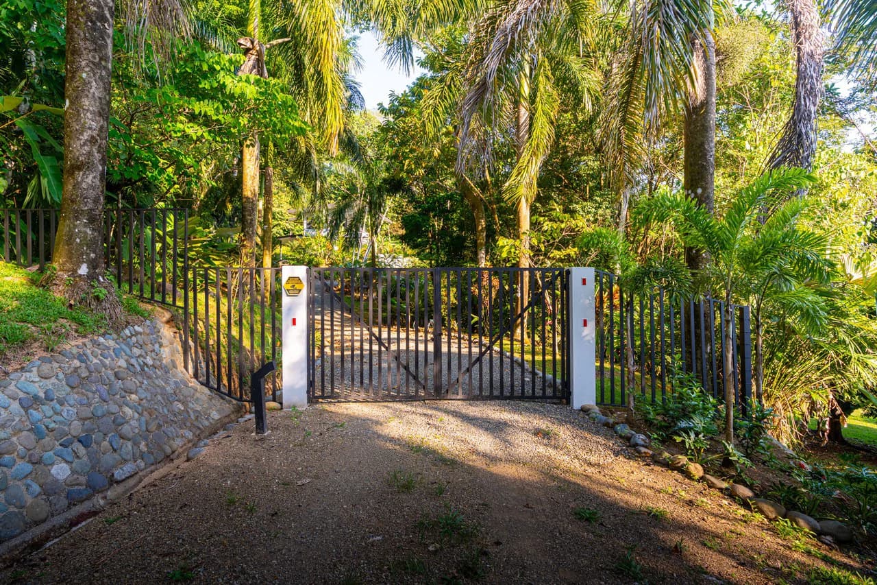 Private Oceanview Sanctuary Above Uvita's Iconic Whales Tail, 3 Bed, 3 Bath - photo 10