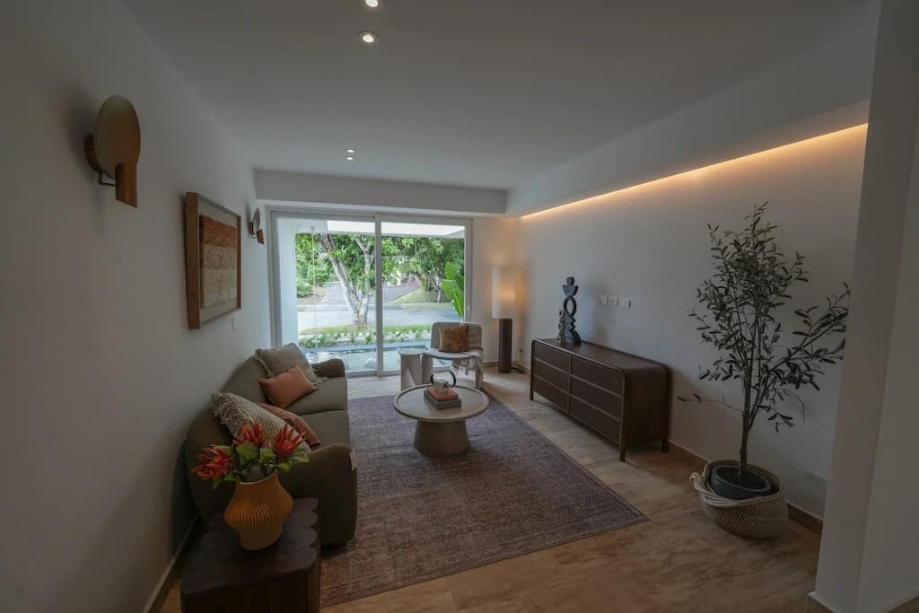 House For Sale in Lindora - photo 3