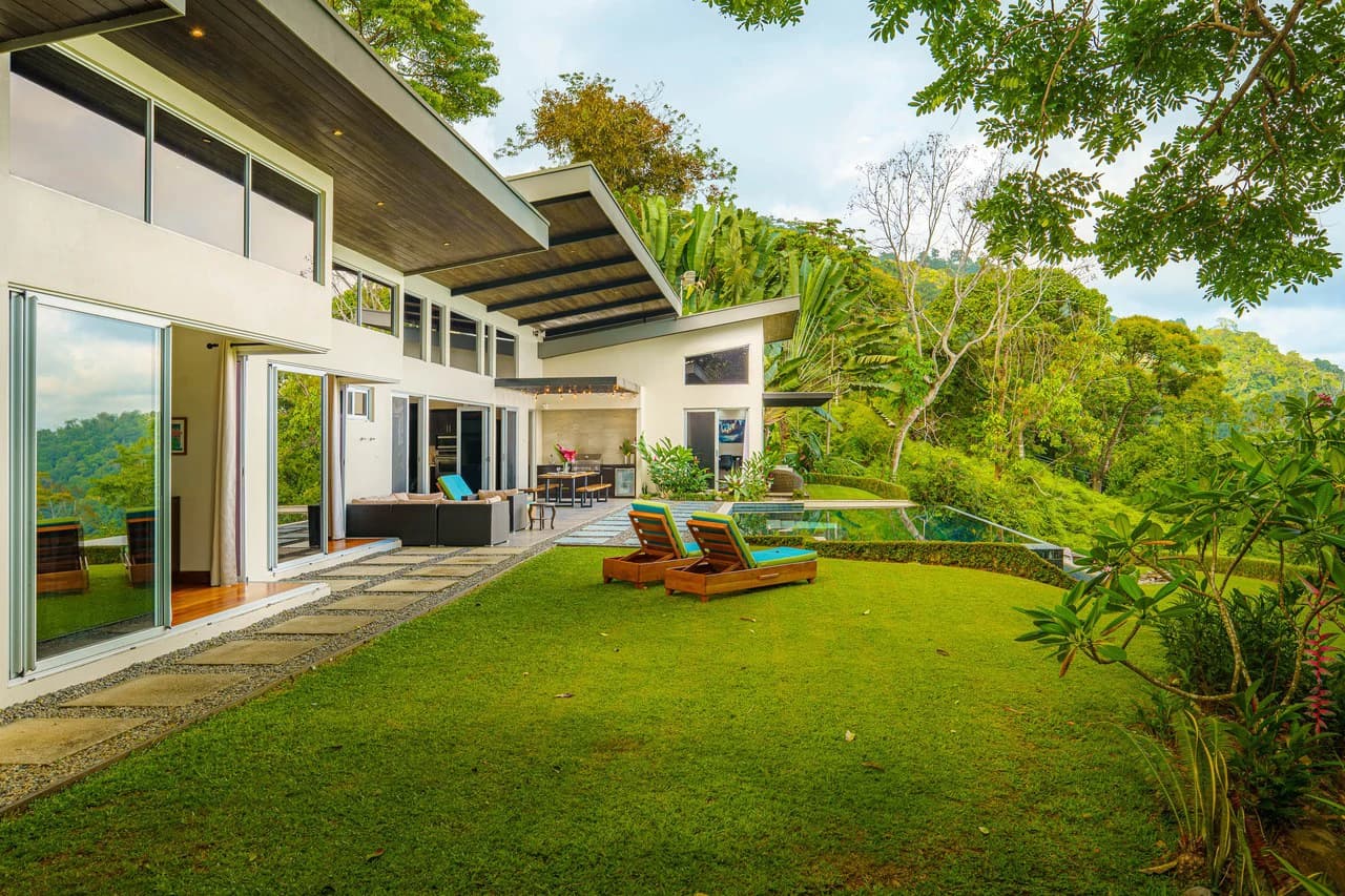 Villa La Luna Gated Estate, Mountainside Home and Whale Tail Views: Mountain House For Sale in Escaleras - photo 29