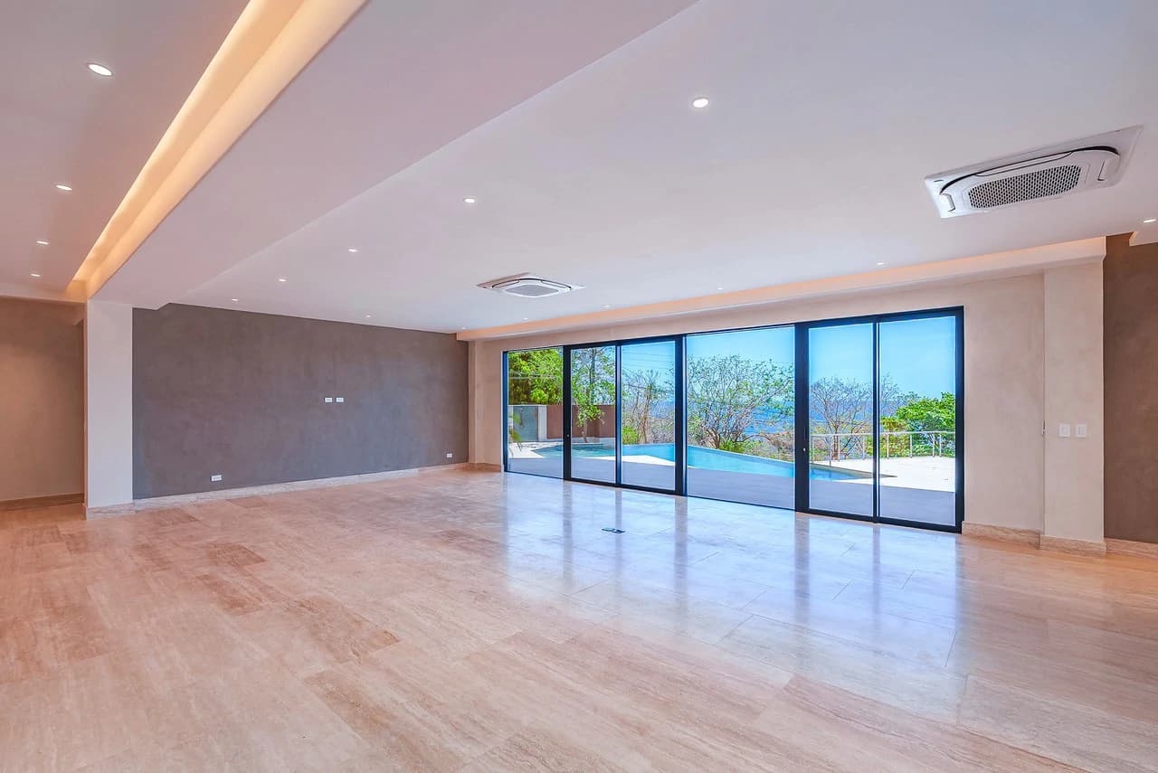 El Palacete Flamingo: 7BR Luxury Home with Vast Ocean Views - photo 3
