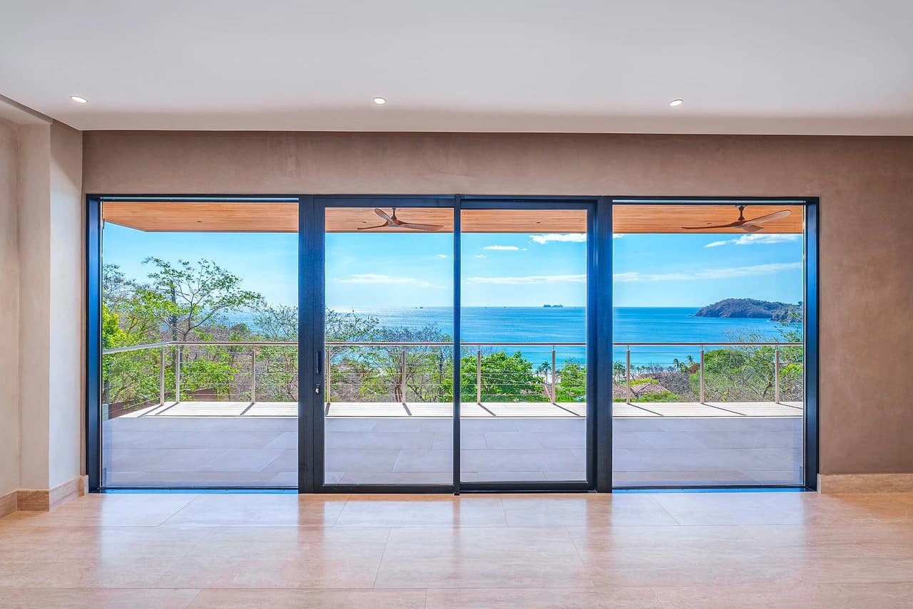 El Palacete Flamingo: 7BR Luxury Home with Vast Ocean Views - photo 9
