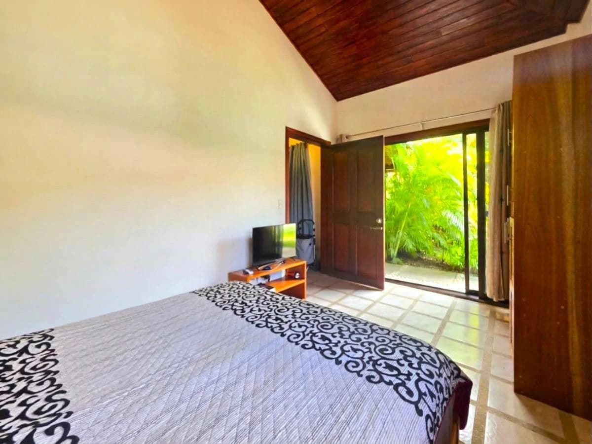 Casa Julia: A Rare Opportunity in the Heart of Sámara – Home with Commercial Space or Expansion Potential - photo 19
