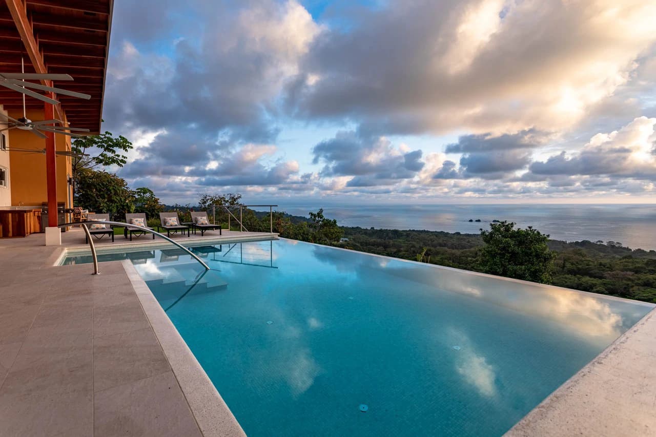 Luxury Home By The Beach Overlooking The Islands At Bahia Ballena