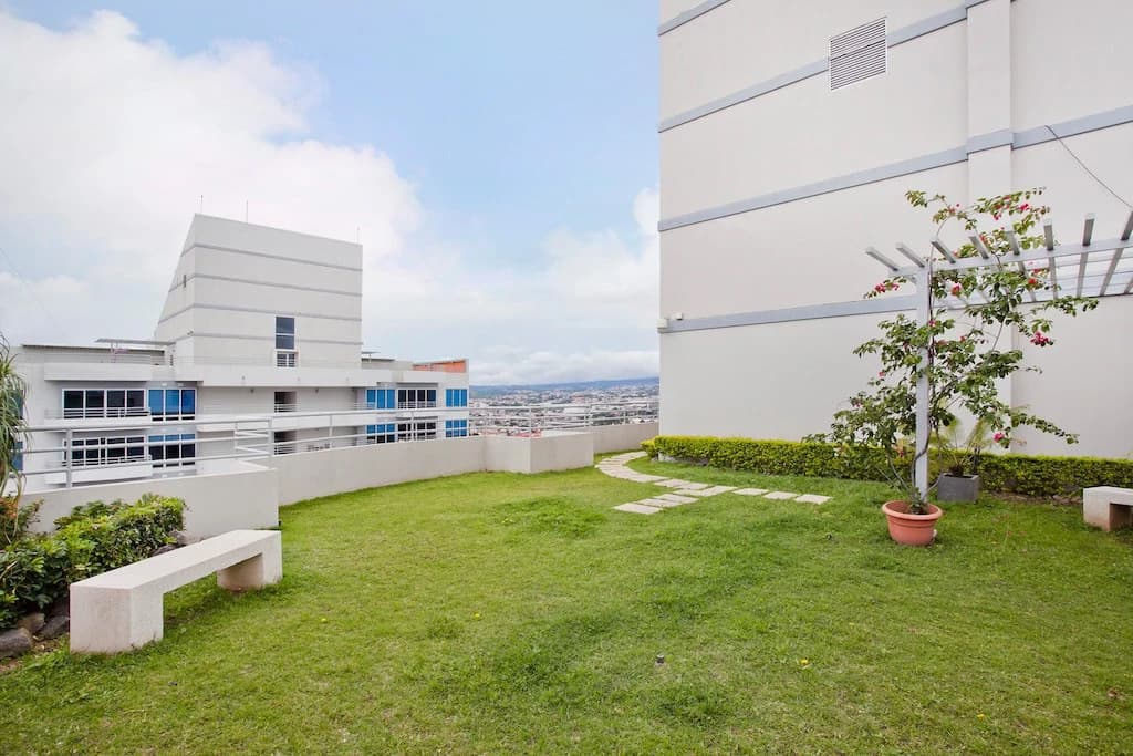 Apartamento de 2 Habitaciones en Torres Paseo Colón: Apartment For Sale in Paseo Colon - photo 28