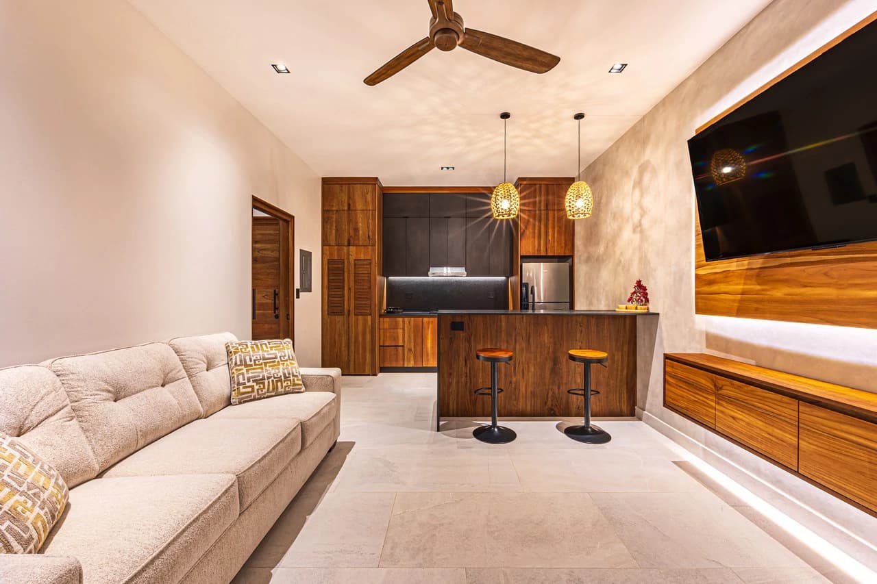 Casa Koules: Architectural 5-Bedroom Oceanview Estate in Prestigious Costa Verde Estates - photo 17