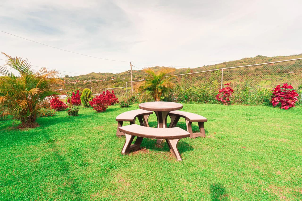 Two-Story Cozy Cabin in Agua Buena, San Vito - photo 48