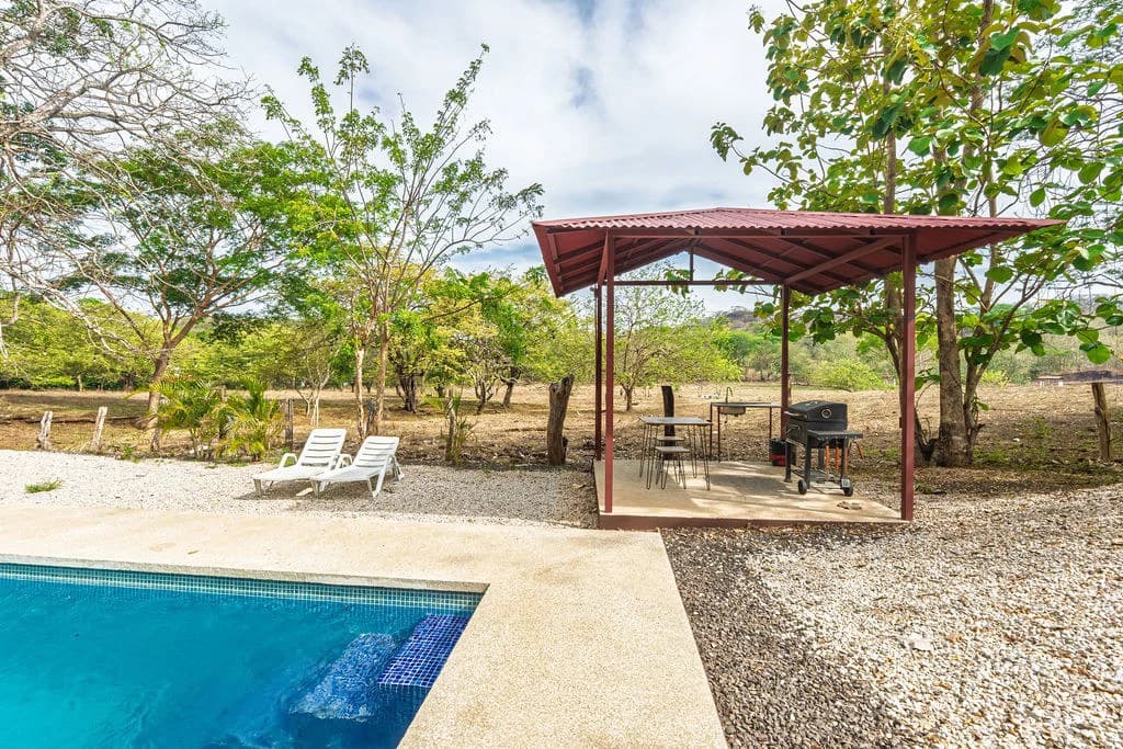 Villa Los Monos: High-Income 9-Unit Rental Property Near Playa Grande - photo 70
