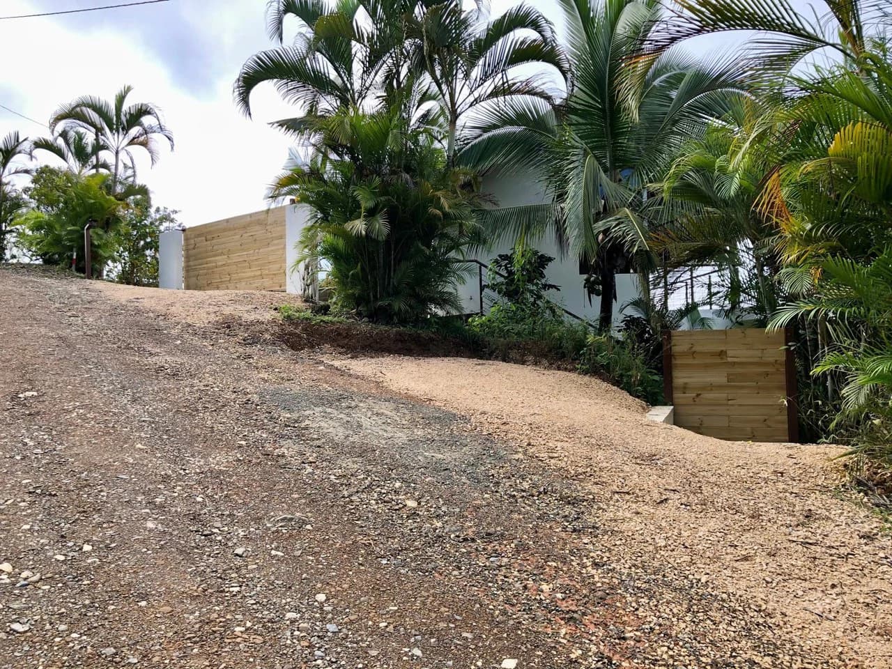 Sortisomnis: Stunning Ocean View Retreat & Rental Investment - photo 3
