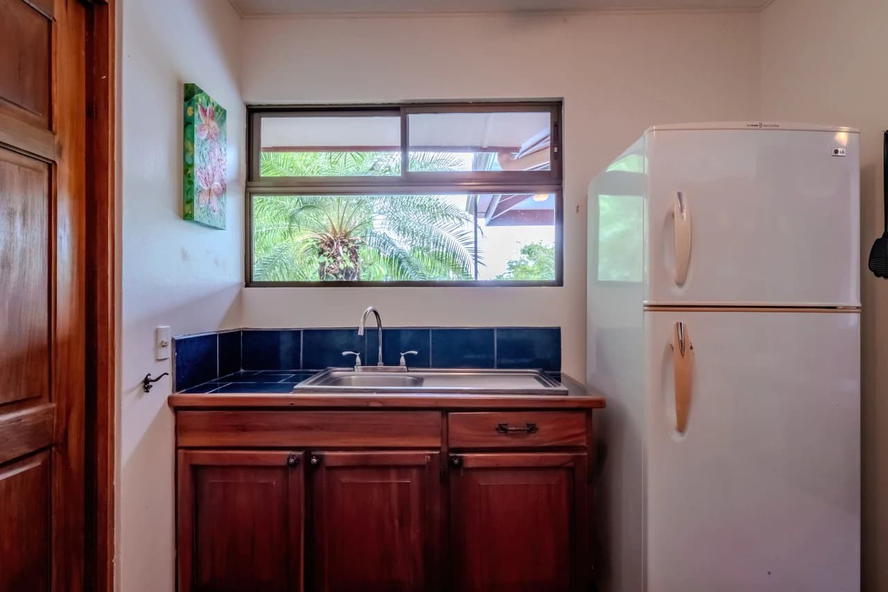 Rare Opportunity: Two Ocean View Homes in Exclusive Marina Vista, Escaleras - photo 36