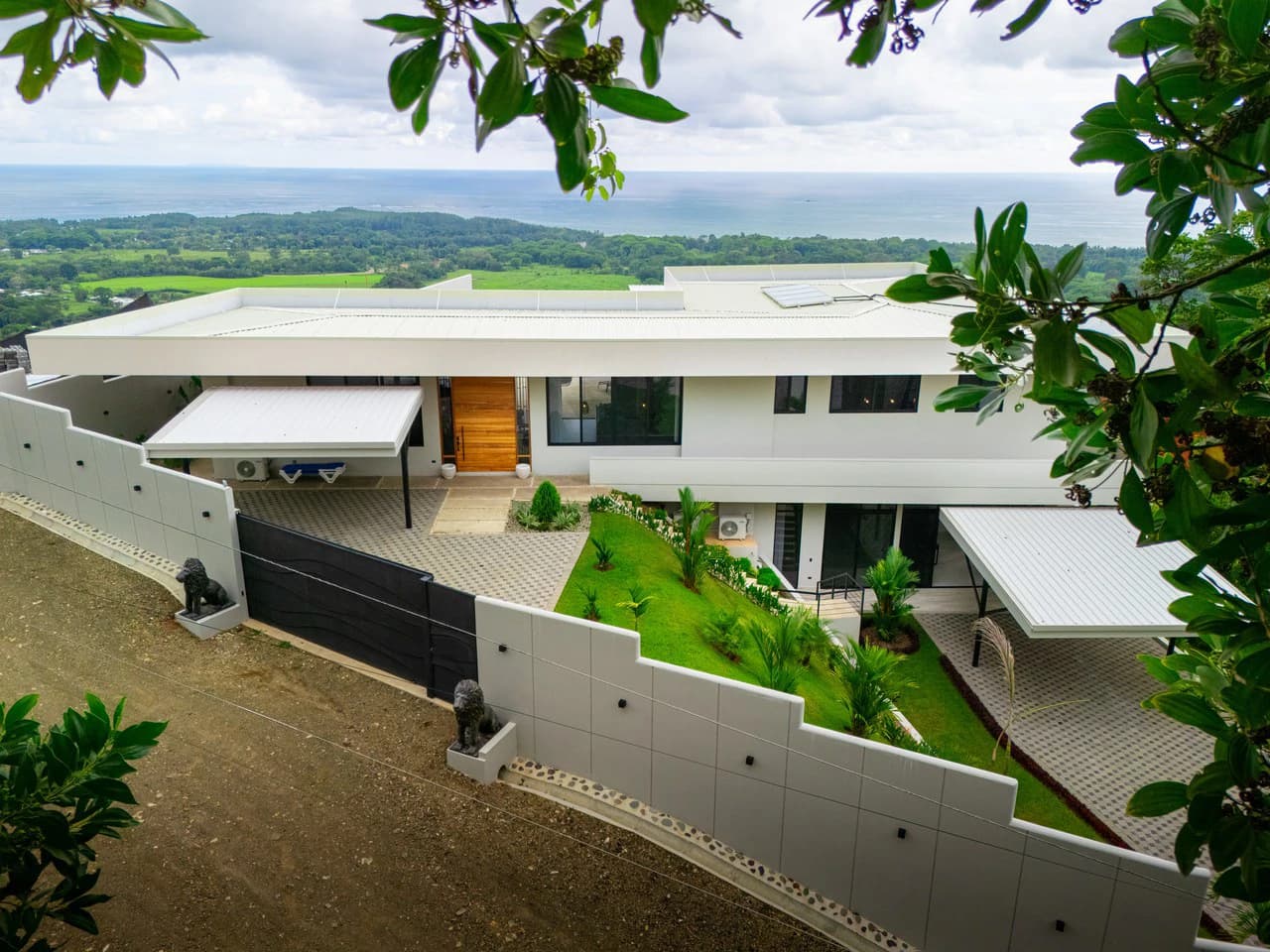 Lion's Gate Sunset Estate - photo 12