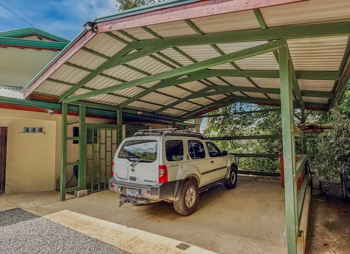 0.8 ACRES- 2 Bedrooms w/ Conversion Potential to 3 Bedrooms, 2 Full Bathrooms, Saltwater Pool, 8min to Dominical, and TWO 4×4 Vehicles Included!!! - photo 20