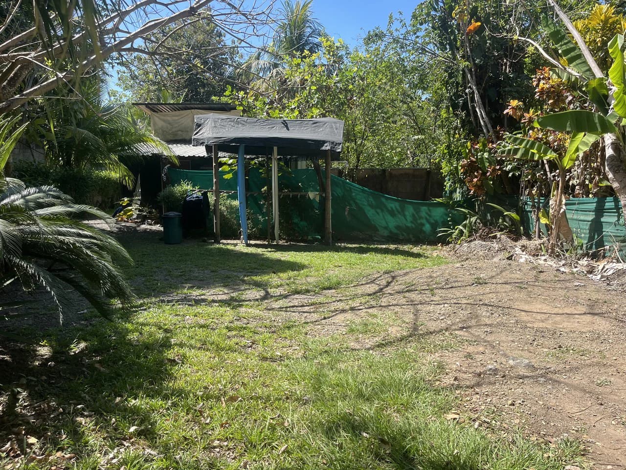 400m2 Walk to the Beach in Hermosa: With Two structures ready for remodeling with great rental potential - photo 5