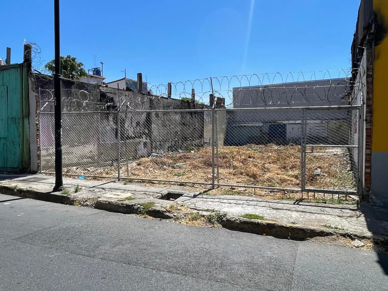 Commertial lot for sale San Jose Costa Rica close la Biblica Hospital - photo 4