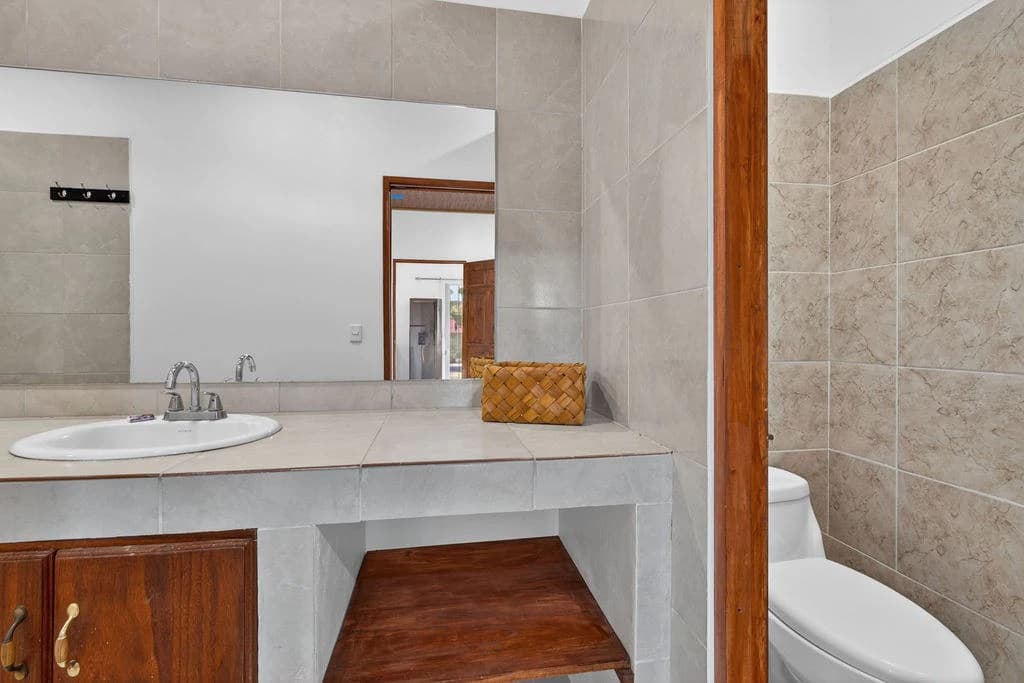 Villa Los Monos: High-Income 9-Unit Rental Property Near Playa Grande - photo 39