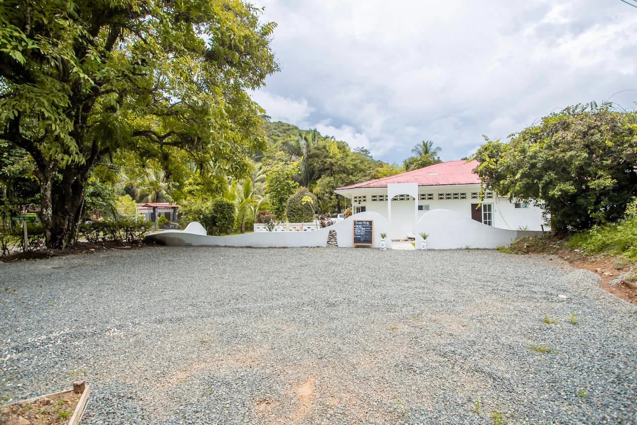 0.81 ACRES – Turn-Key Riverside Business & 3 Bedroom Home Near Dominical!!!: Near the Coast and Riverfront Hotel/Resort/Hostel For Sale in Dominical - photo 55