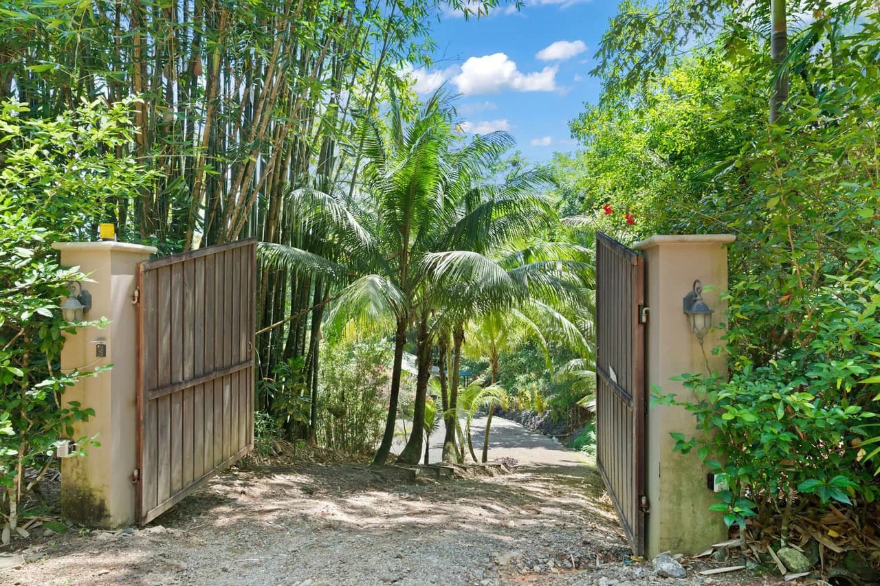 1.6 ACRES – 3 Bedroom Ocean And Mountain View Home With Pool, Public Road Frontage, ASADA Water, Room To Expand!!!! - photo 36