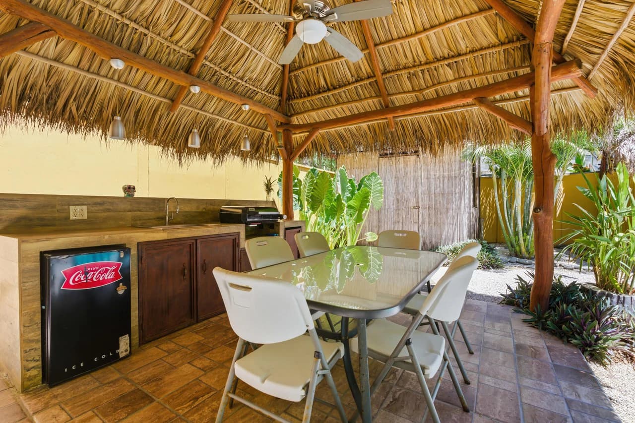 Casa Plumeria: Tropical 4-Bedroom Retreat with Pool Just Steps to Potrero Beach - photo 24