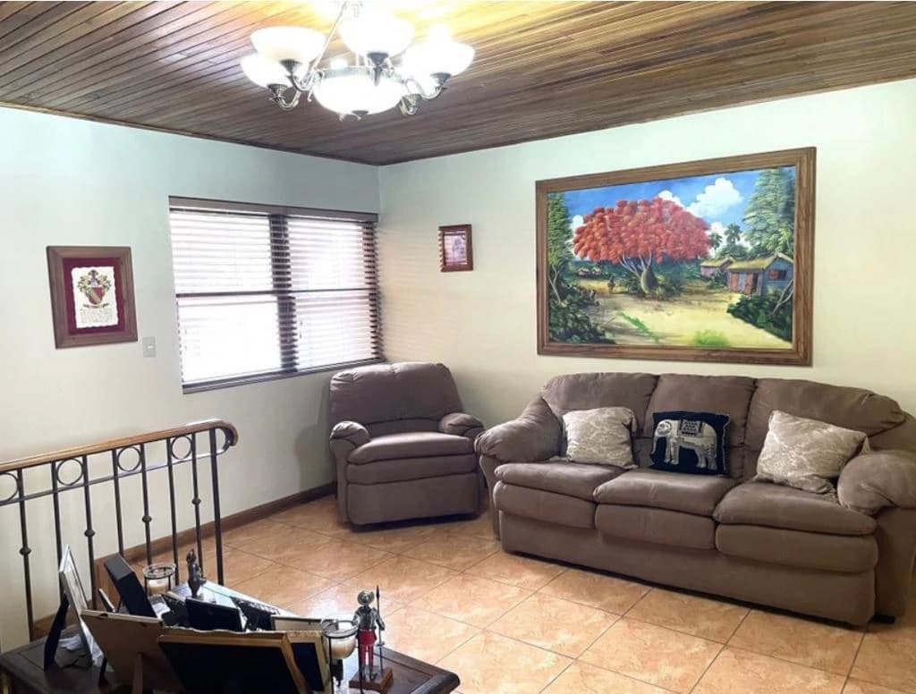 House For Sale in Uruca - photo 8