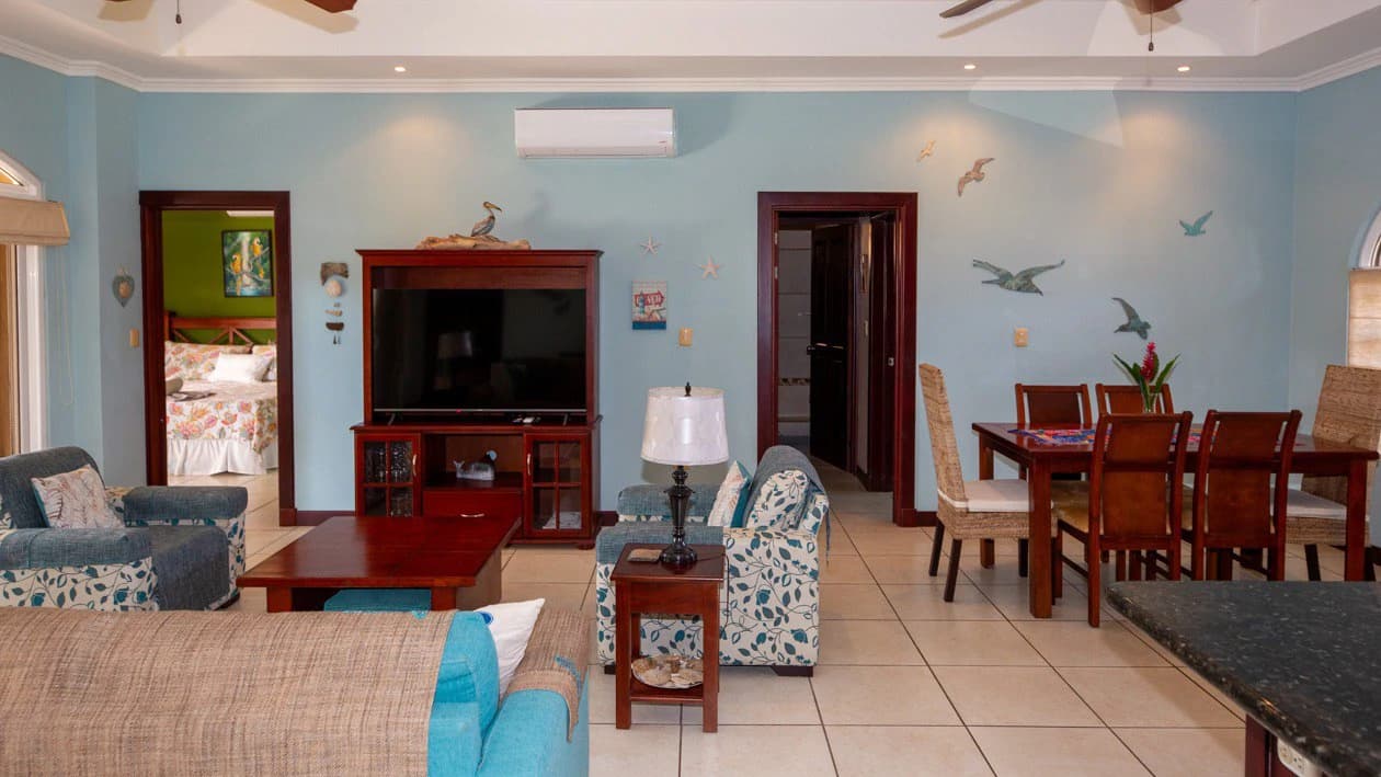Fantastic Casa Paraiso Azul: In Demand Community in Bejuco, just 400 yards from the beach! - photo 6