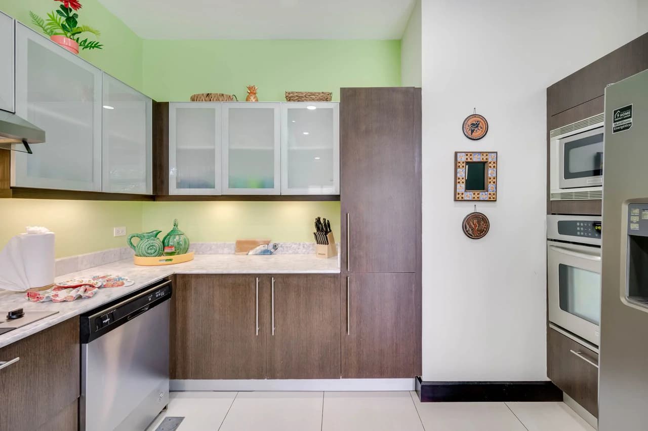 Pacific Park 305: Colorful Tropical Living Steps from Tamarindo Beach - photo 8