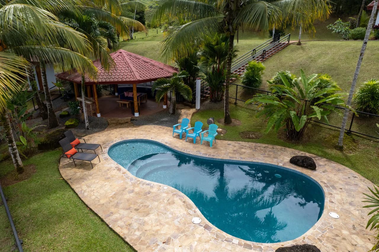 5 Bedroom Mountain Retreat Minutes from the Beach Platanillo Costa Rica - photo 5