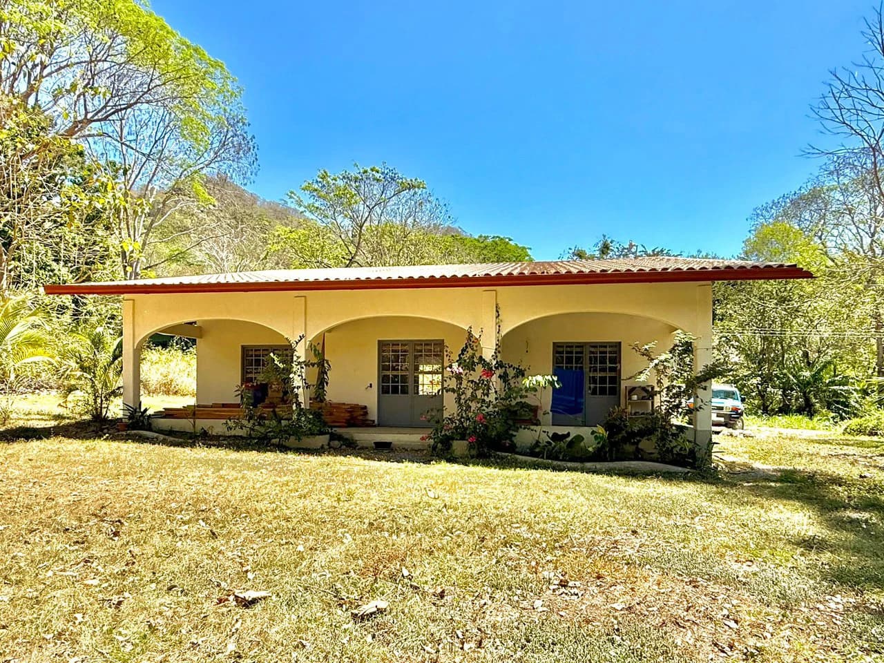 Casa de Oportunidades in Playa Organos Paquera $198,000 D Beach-walk Property with Commercial Potential – Nicoya Peninsula - photo 5