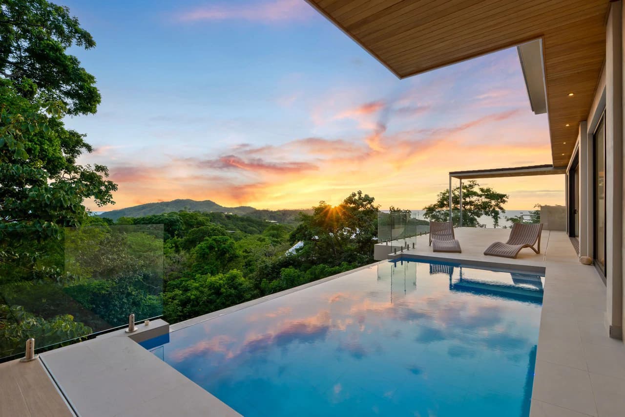Casa Flores del Mar: Contemporary Ocean-View Home in Las Ventanas - photo 10