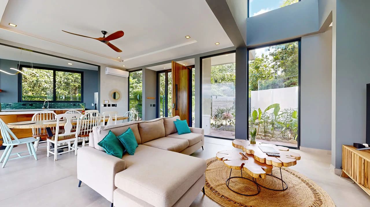 LUXURY PROPERTY WITH STUNNING OCEAN VIEWS IN UVITA, COSTA RICA. A GREAT INVESTMENT!: Mountain House For Sale in Uvita - photo 21
