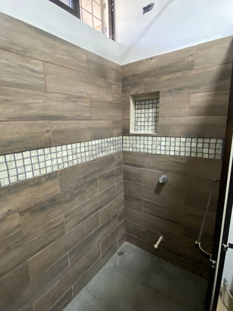 Casa Munoz: 3 Bedroom Home and 2 Unit Duplex with space for a pool, Located in El Canto de los Gavilanes - photo 17