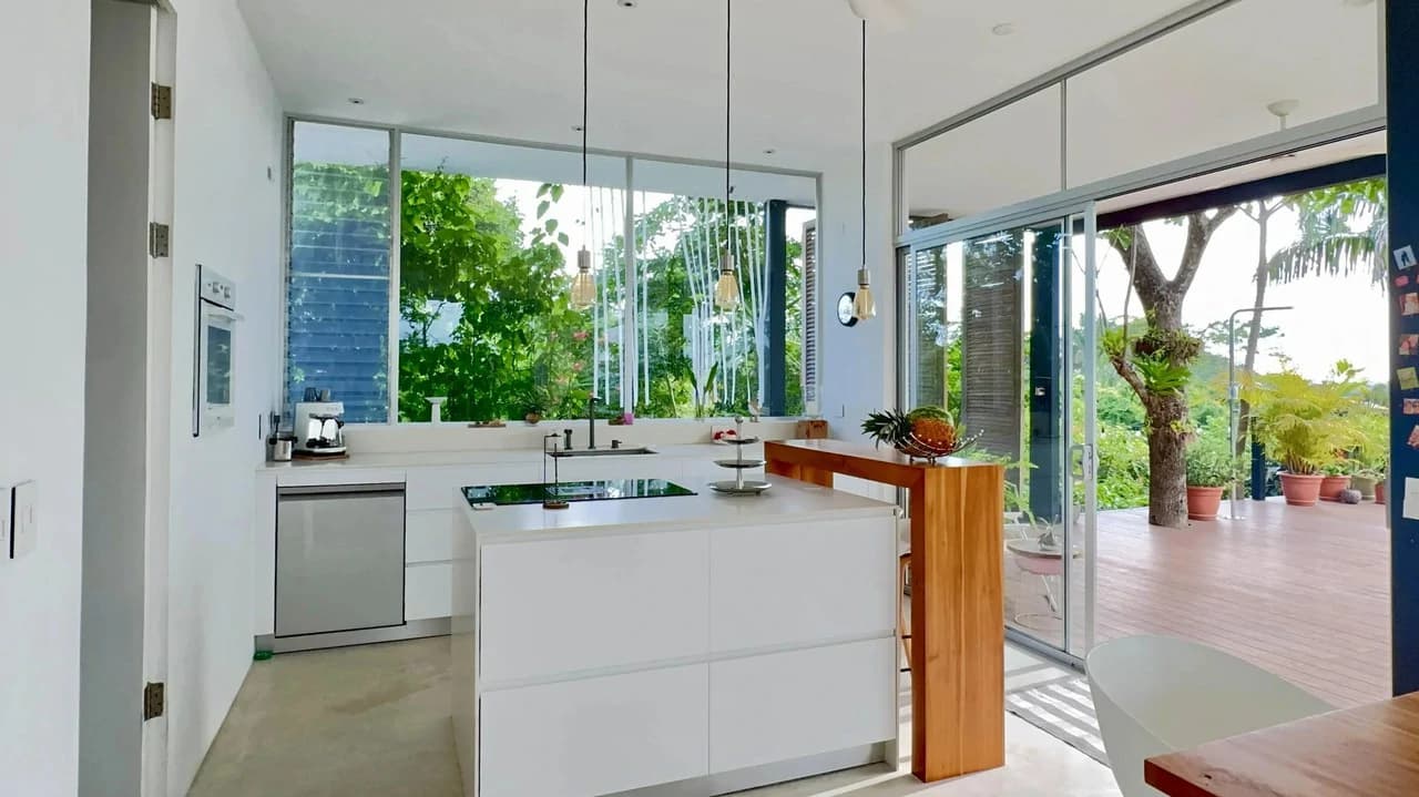 Casa Lilith: $1.39 Million - Luxury Jungle Estate with Guest House in The Ark Community, Santa Teresa Costa Rica - photo 7