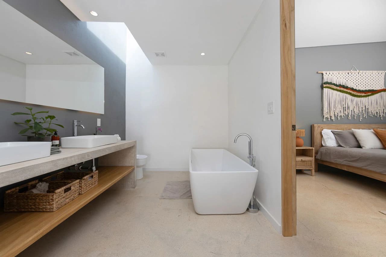 Casa C35: Stylish 4 Bedroom Home a Block to the Beach! - photo 25