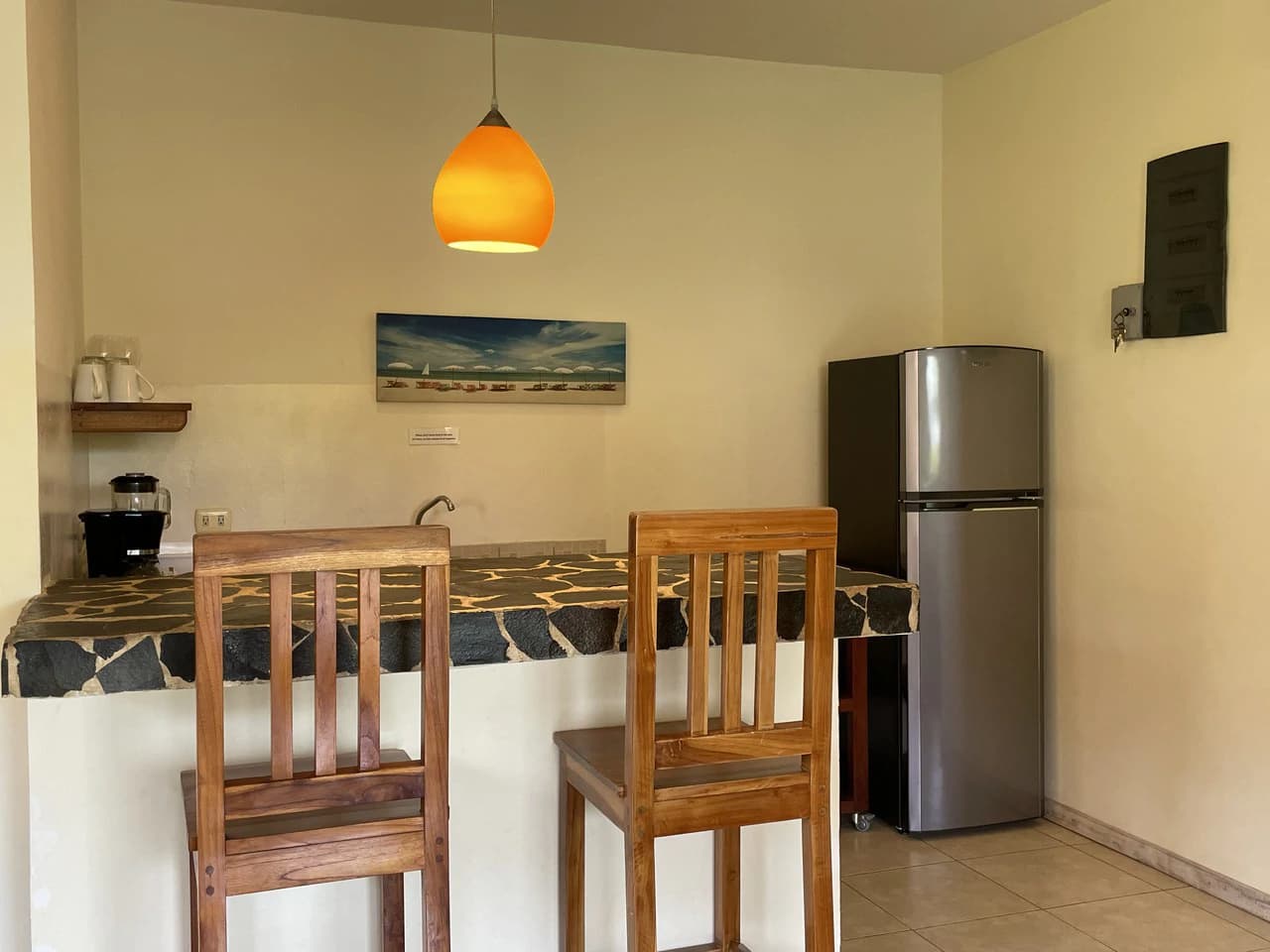 Santa Teresa 2 Bedroom House + 6 Rental Apartments: A Multi Unit Vacation Rental with Pool & Steps from the beach - photo 3
