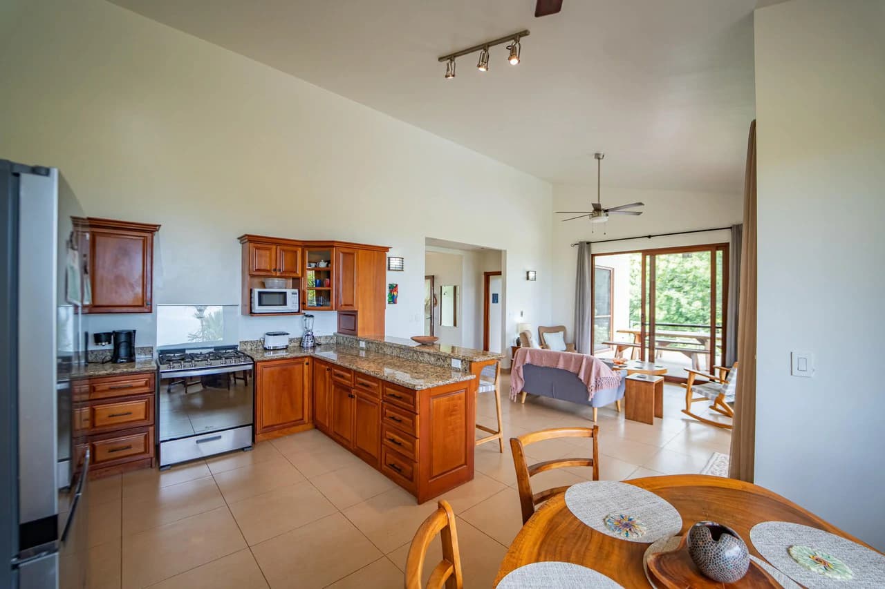Casa Cavalier: 3BR Ocean View Mountain Home with Studio Apartment - photo 20