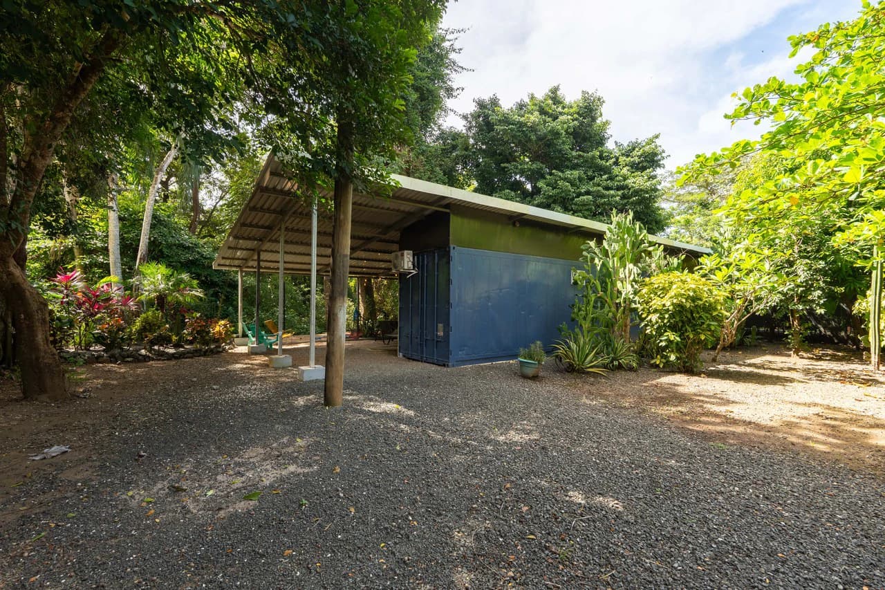 Casa Lemonpaloosa: Very Private Container Home! - photo 24