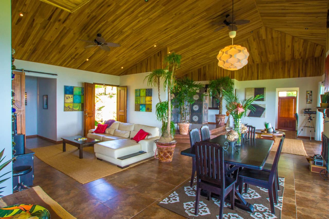 Luxury Vacation Rental Villas for Sale with Amazing Views of Lake Arenal - photo 37