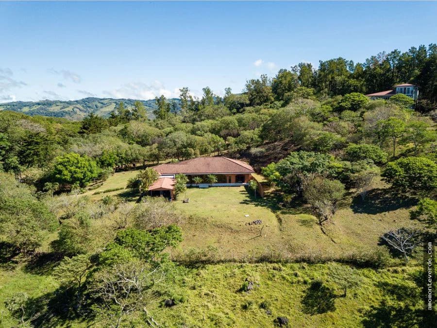 5-Acre Property with 2 Houses and Stunning Nicoya Gulf Views CE0324: 5-Acre Monteverde Retreat with Two Homes and Stunning Gulf of Nicoya Views – Ideal for Eco-Projects or Private Living