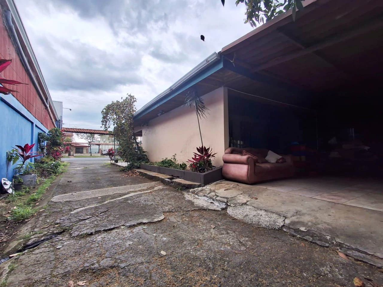 Prime Commercial Investment...: Commercial lot next to future Grecia Mall - photo 7