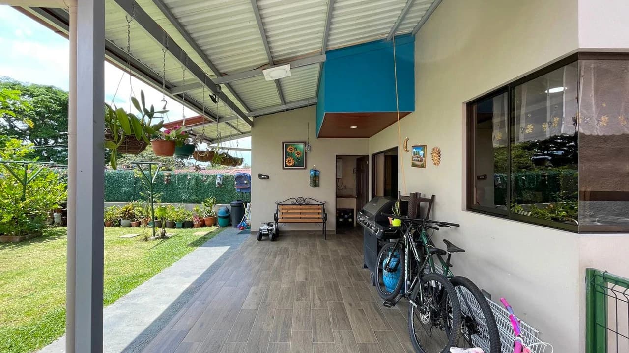 Two-story house for sale Grecia - photo 10