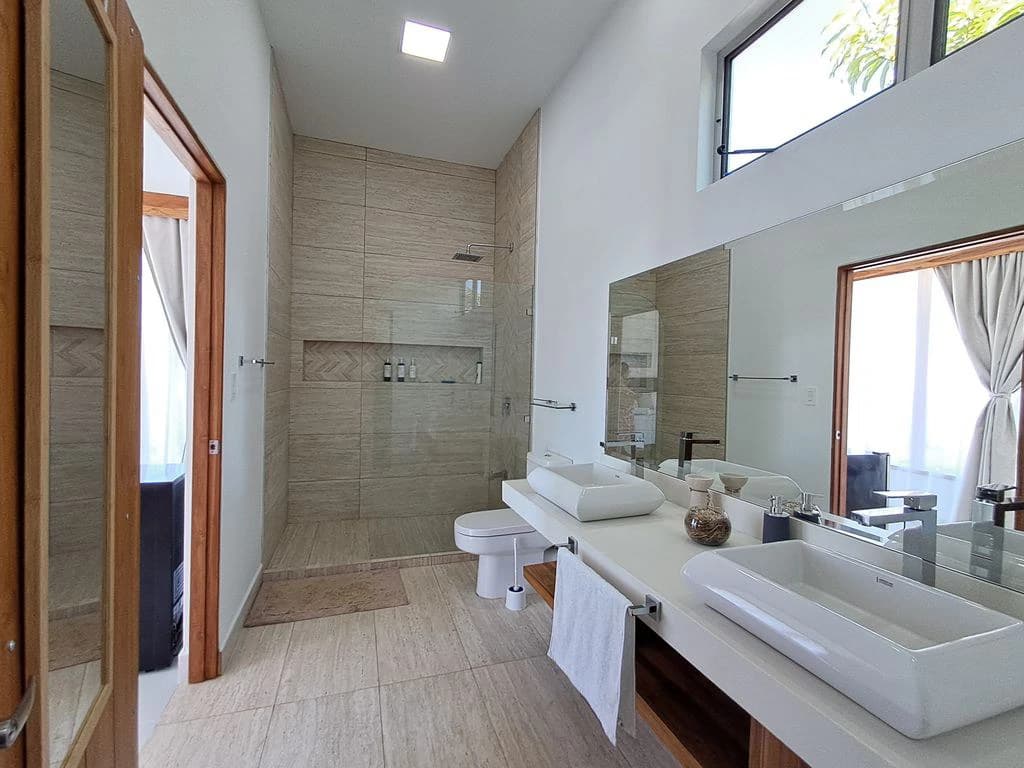 Casa Kairos: Brand-New 700 m² Home with 4 Bedrooms, Stunning Ocean View, and Infinity Pool – 15 Minutes from Sámara - photo 24