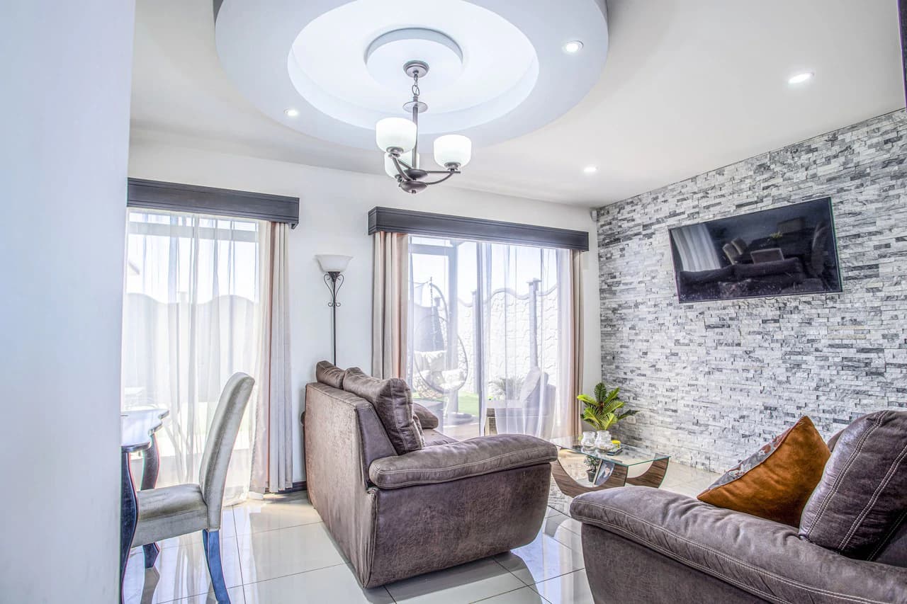 2-level house for sale in condominium - photo 2