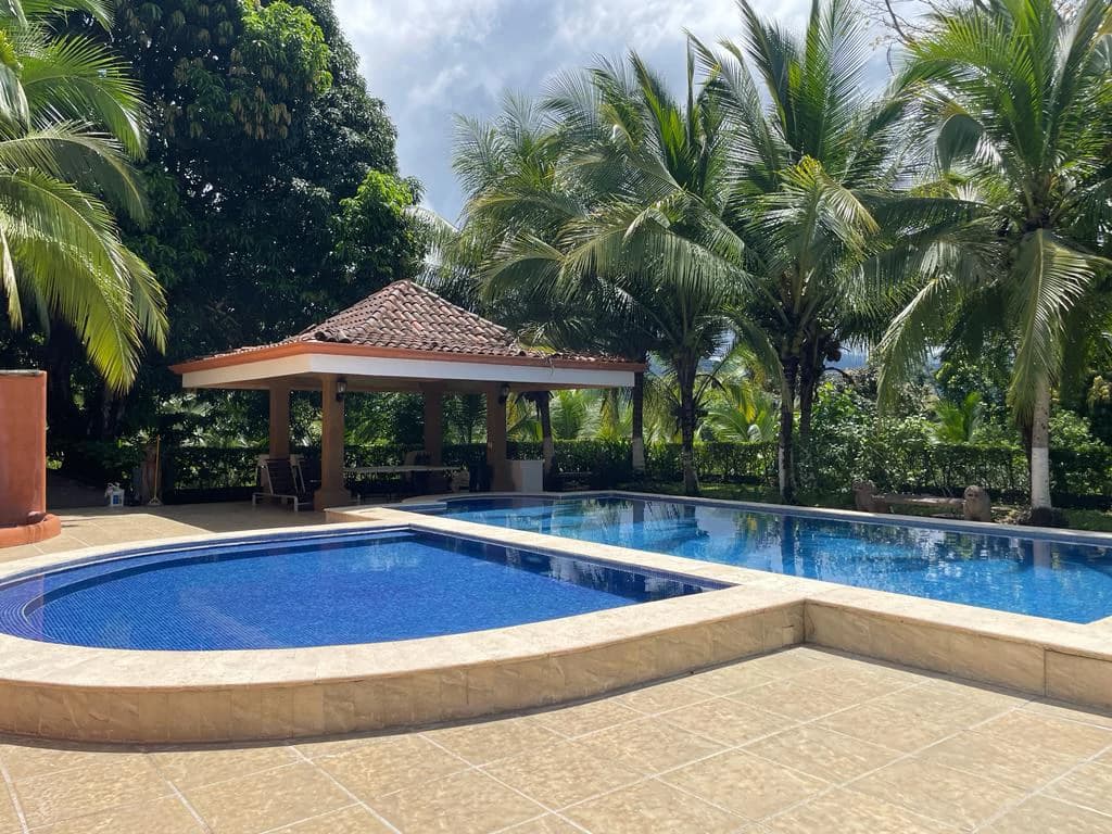 3 houses for sale with ocean views, gardens and mountains Orotina Costa Rica - photo 3