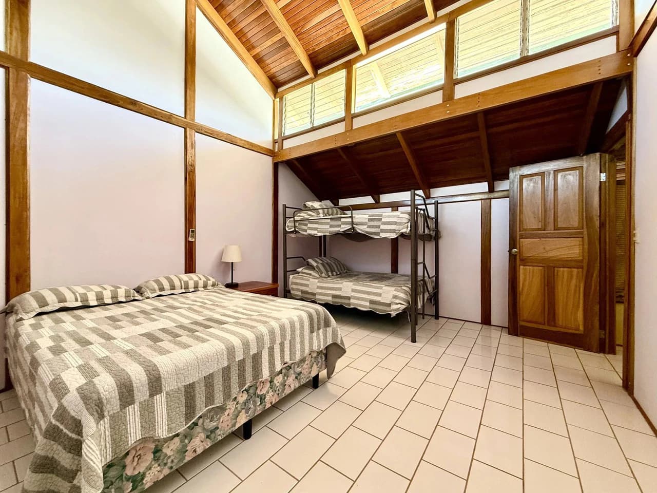 CASA DE LAPAS - OCEAN VIEW: Could you live at the Top of a Mountain in Costa Rica? Because.... now you can! Billion dollar views and LARGE ACREAGE for only $1 Million USD. - photo 41